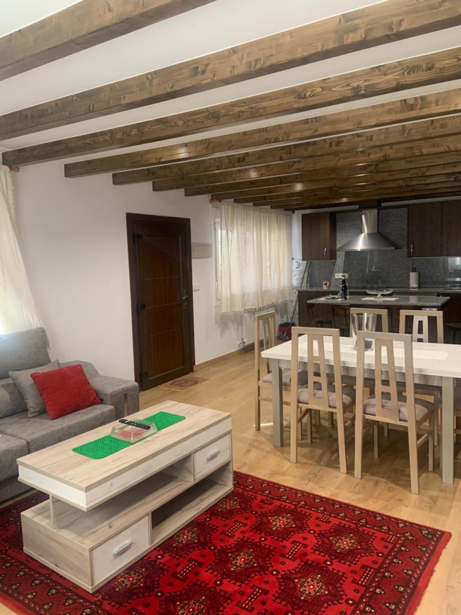 Casa Do Feligres E Da Alsira Βίλα Nogueira de Abaixo Εξωτερικό φωτογραφία
